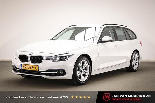 Wit Occasion 2016 BMW 318 Executive Stationwagen | € 16.900 (Eerlijke prijs) - Afbeelding 1/4