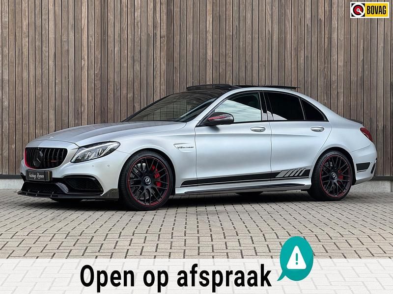 Grijs Gebruikt 2015 Mercedes S63 AMG AMG Sedan | € 47.900 (Duur) - Afbeelding 1/4