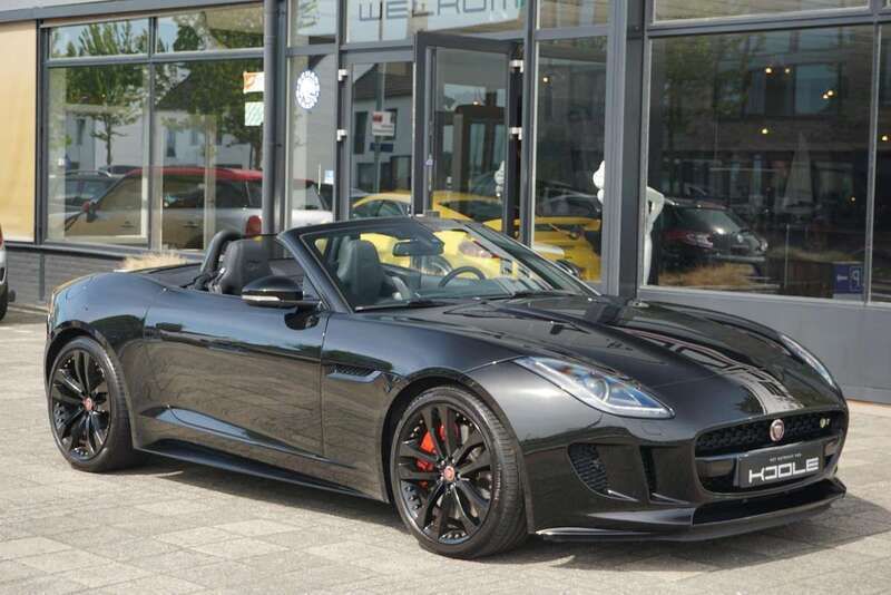 Zwart Gebruikt 2017 Jaguar F-Type R Cabriolet | € 69.980 - Afbeelding 1/4