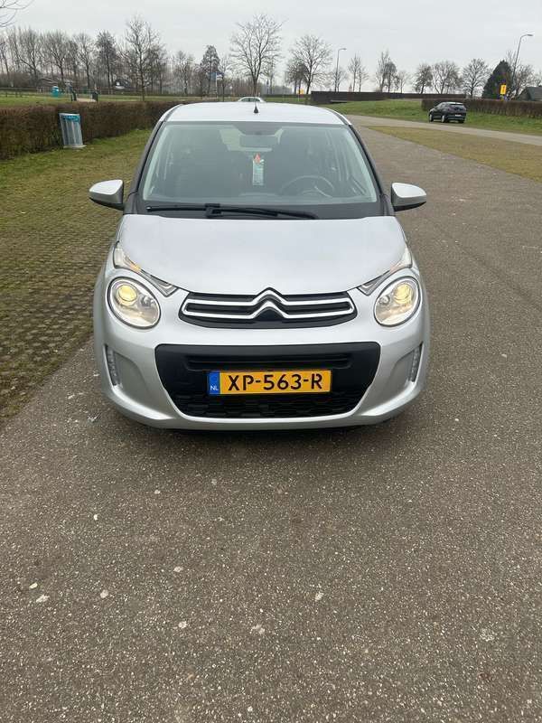 Grijs Gebruikt 2019 Citroën C1 Feel Hatchback | € 7.250 (Goede deal) - Afbeelding 1/4