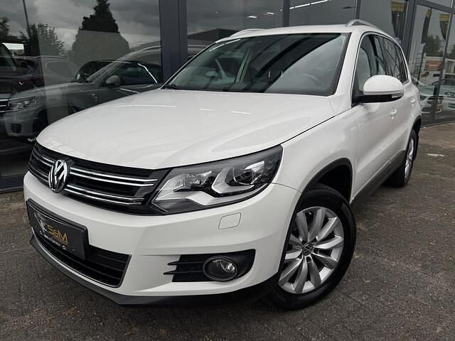 Wit Gebruikt 2011 VW Tiguan Sport SUV | € 11.950 (Eerlijke prijs) - Afbeelding 1/4