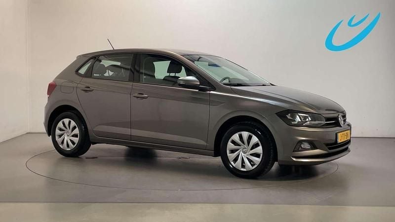 Grijs Gebruikt 2020 VW Polo Comfortline Hatchback | € 13.950 (Goede deal) - Afbeelding 1/3