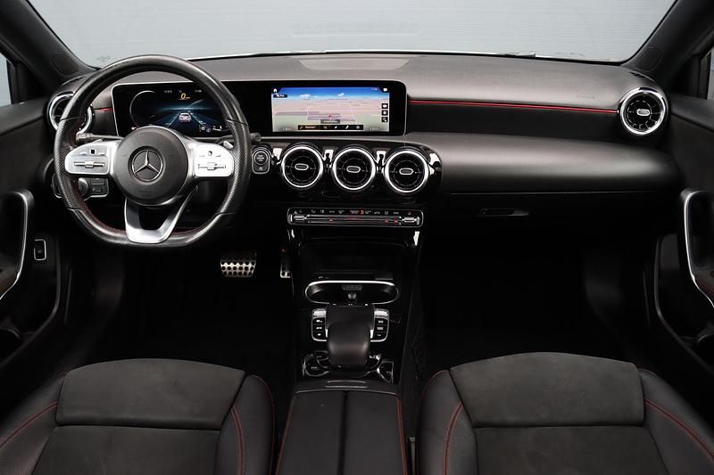 Occasion Mercedes A200 Business 165 PK (121 kW) 2019 Zilver Sedan