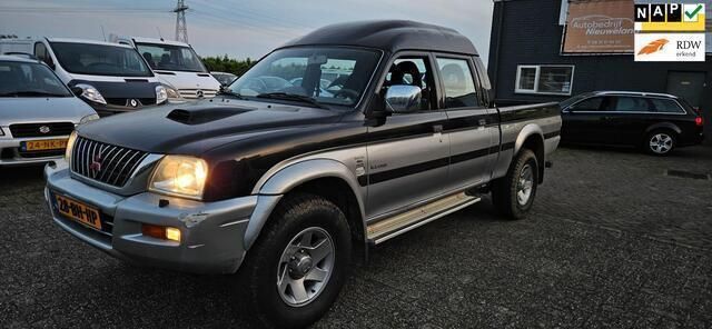 Overige Gebruikt 2003 Mitsubishi L200 Pickup | € 6.450 - Afbeelding 1/4