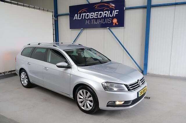 Grijs Gebruikt 2012 VW Passat Comfortline Stationwagen | € 4.900 (Goede deal) - Afbeelding 1/4