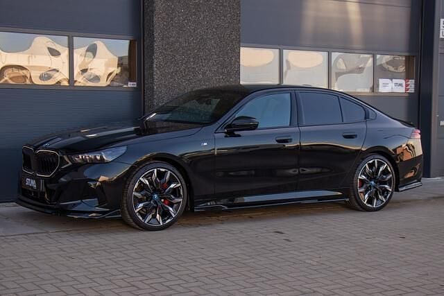 Occasion BMW 520 M Sport 190 PK (139 kW) 2023 Zwart Sedan