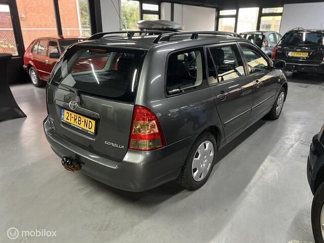 Occasion Toyota Corolla Terra 110 PK (80 kW) 2005 Grijs Stationwagen