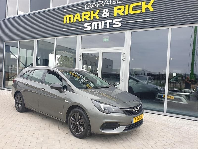 Grijs Gebruikt 2022 Opel Astra Design & Tech Stationwagen | € 12.750 (Super prijs) - Afbeelding 1/4