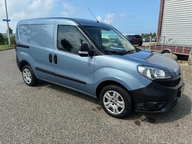Occasion Fiat Doblò 80 PK (58 kW) 2017 Blauw MPV