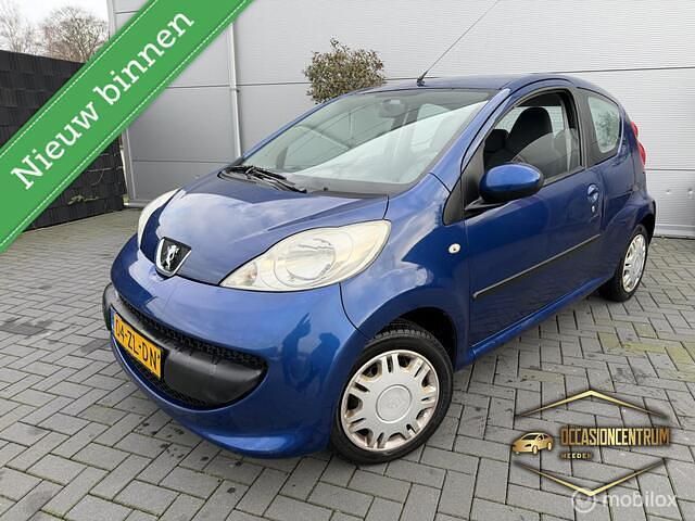 Blauw Gebruikt 2008 Peugeot 107 Hatchback | € 1.699 (Eerlijke prijs) - Afbeelding 1/4