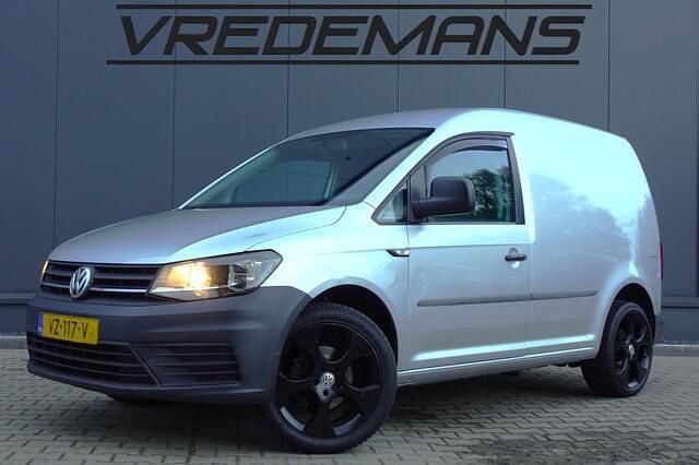 (metallic) Gebruikt 2017 VW Caddy Trendline MPV | € 5.750 - Afbeelding 1/4