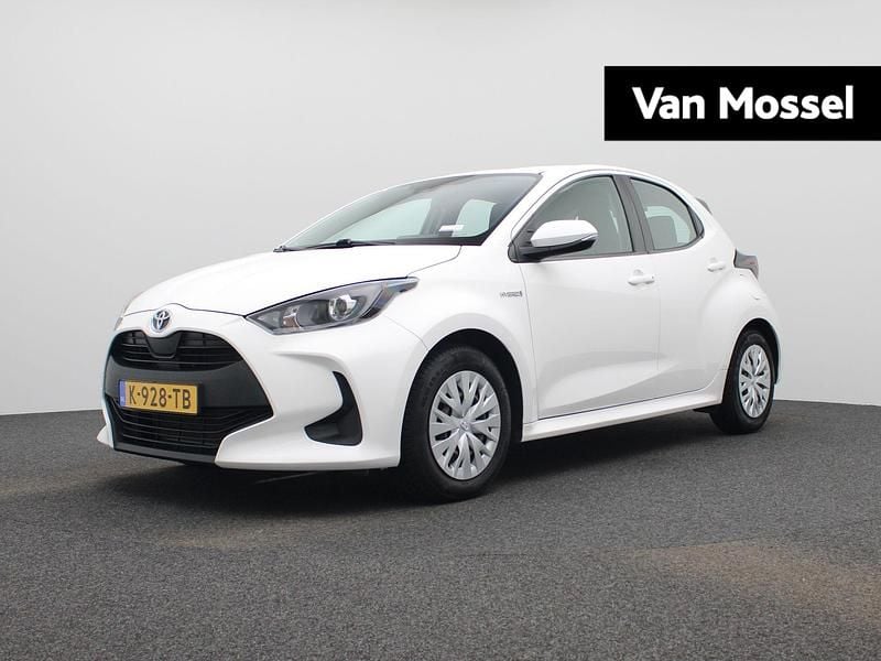 Occasion Toyota Yaris Hybrid Active 116 PK (85 kW) 2021 Wit Hatchback