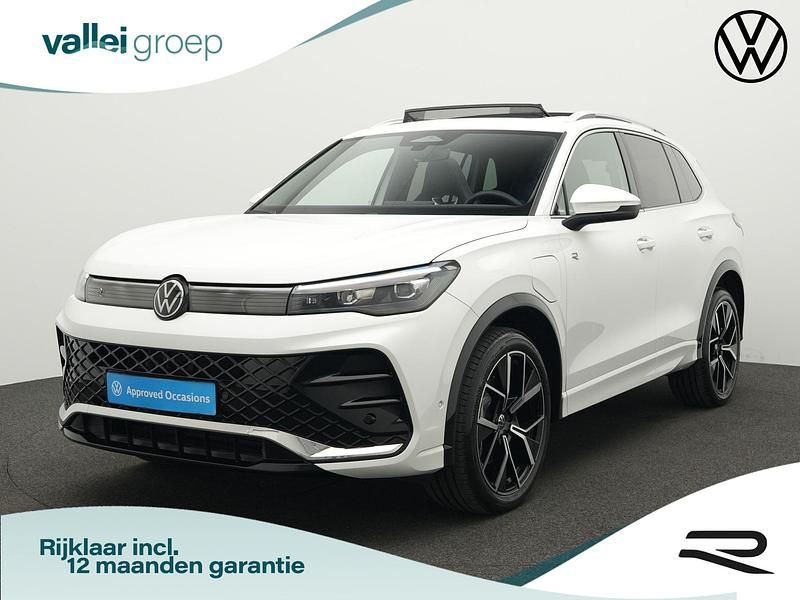 Wit Gebruikt 2025 VW Tiguan R-line Edition SUV | € 55.850 (Goede deal) - Afbeelding 1/4