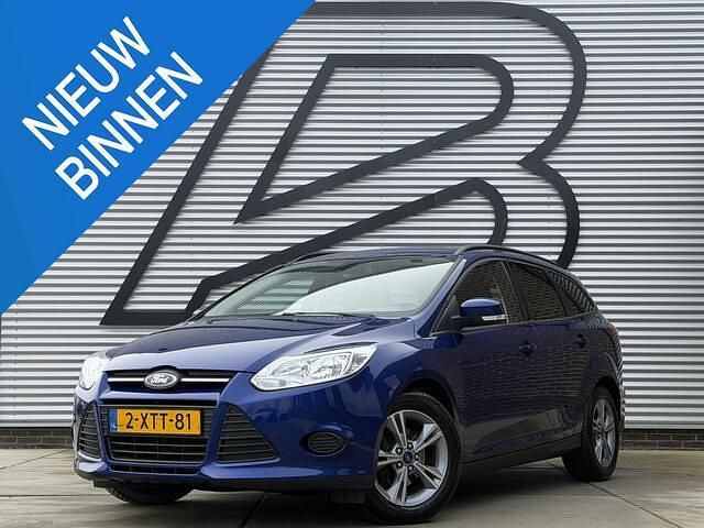 Blauw Occasion 2014 Ford Focus Stationwagen | € 6.449 (Eerlijke prijs) - Afbeelding 1/4