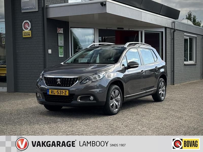 Grijs Gebruikt 2017 Peugeot 2008 SUV | € 11.400 (Eerlijke prijs) - Afbeelding 1/4