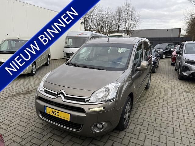 Beige (metallic) Occasion 2013 Citroën Berlingo MPV | € 15.950 - Afbeelding 1/4