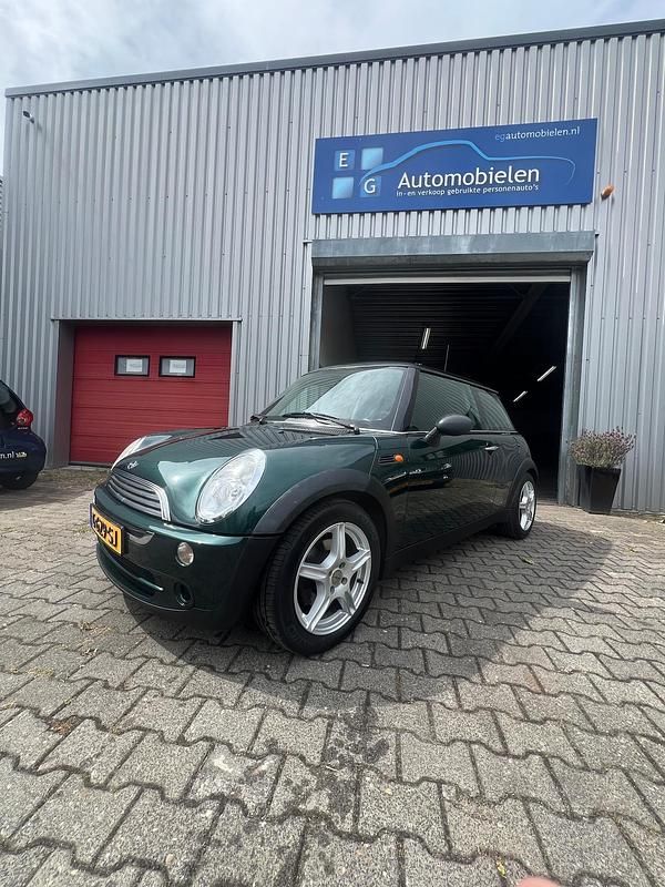 Groen Gebruikt 2004 Mini ONE Hatchback | € 2.750 (Eerlijke prijs) - Afbeelding 1/4