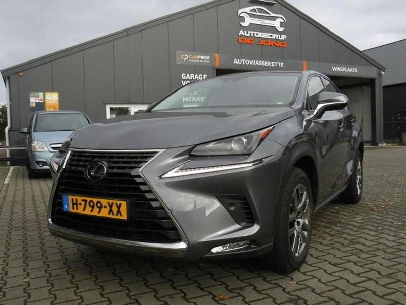 Grijs Gebruikt 2019 Lexus NX300h SUV | € 32.000 (Super prijs) - Afbeelding 1/4