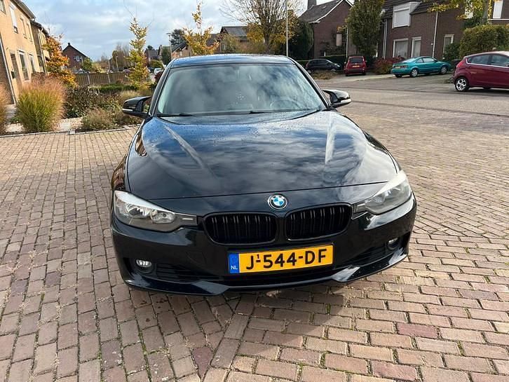 Occasion 2013 BMW 320 | € 6.500 (Super prijs) - Afbeelding 1/4