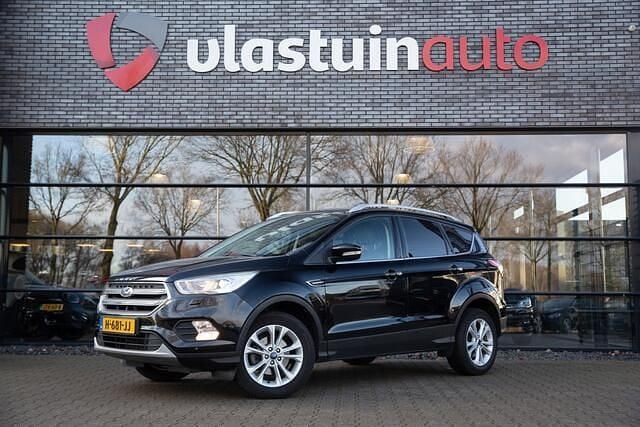Zwart Occasion 2018 Ford Kuga ST-Line SUV | € 11.950 (Eerlijke prijs) - Afbeelding 1/4
