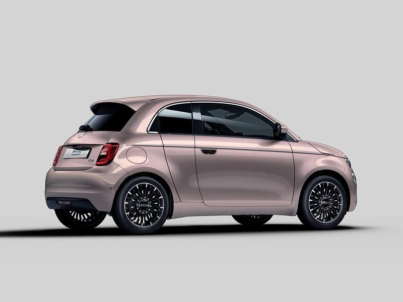 Nieuw Fiat 500e La Prima 86 kW (118 PK) 2025 Oro rosa (237) Hatchback
