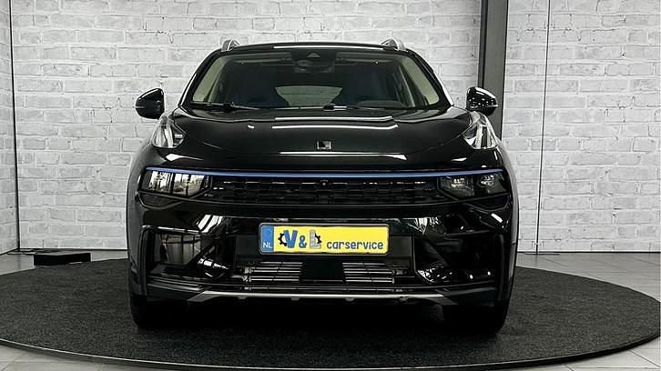 Occasion Lynk & Co 01 82 PK (60 kW) 2022 Zwart SUV