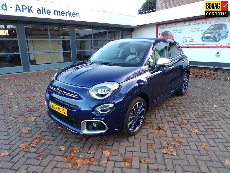 Blauw Gebruikt 2023 Fiat 500X Red SUV | € 27.950 - Afbeelding 1/4