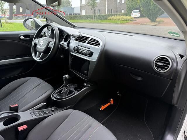 Occasion Seat Leon Copa 105 PK (77 kW) 2011 Wit Hatchback
