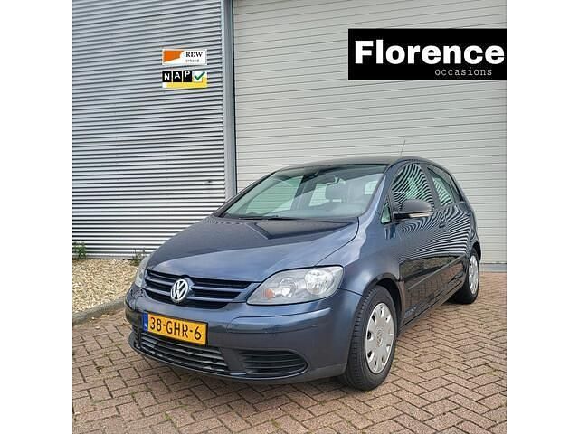 Grijs Gebruikt 2008 VW Golf Plus Trendline MPV | € 2.345 (Eerlijke prijs) - Afbeelding 1/4
