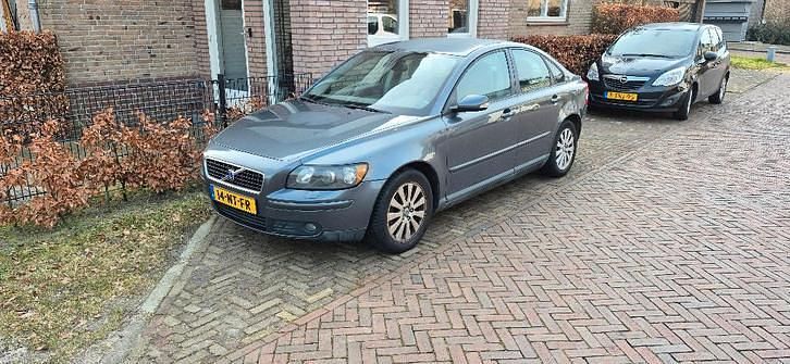 Occasion 2004 Volvo S40 Sedan | € 1.999 (Eerlijke prijs) - Afbeelding 1/4