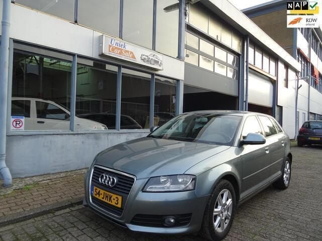 Occasion Audi A3 Sportback Ambiente 125 PK (91 kW) 2009 Grijs Hatchback