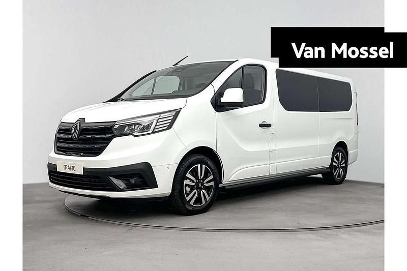 Wit Nieuw 2025 Renault Trafic MPV | € 53.596 - Afbeelding 1/4