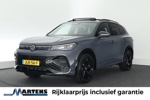Grijs (metallic) Nieuw 2025 VW Tiguan R-line Edition SUV | € 55.990 (Super prijs) - Afbeelding 1/4