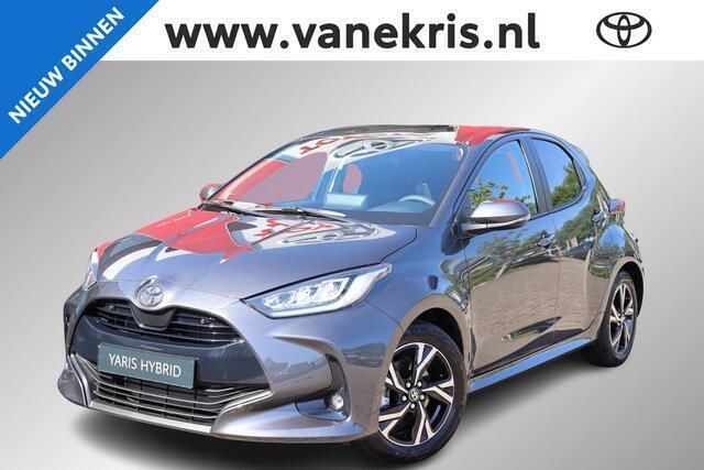 Grijs Nieuw 2025 Toyota Yaris Comfort Hatchback | € 27.750 (Super prijs) - Afbeelding 1/4