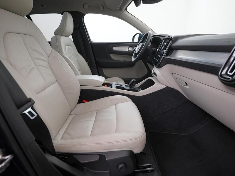 Occasion Volvo XC40 Inscription 2026 Blauw SUV