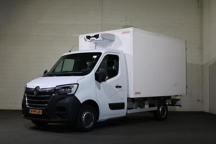 Wit Gebruikt 2022 Renault Master Van | € 40.950 - Afbeelding 1/4