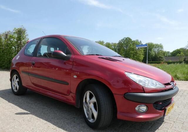 Occasion Peugeot 206 Premium 109 PK (80 kW) 2003 Rood Hatchback