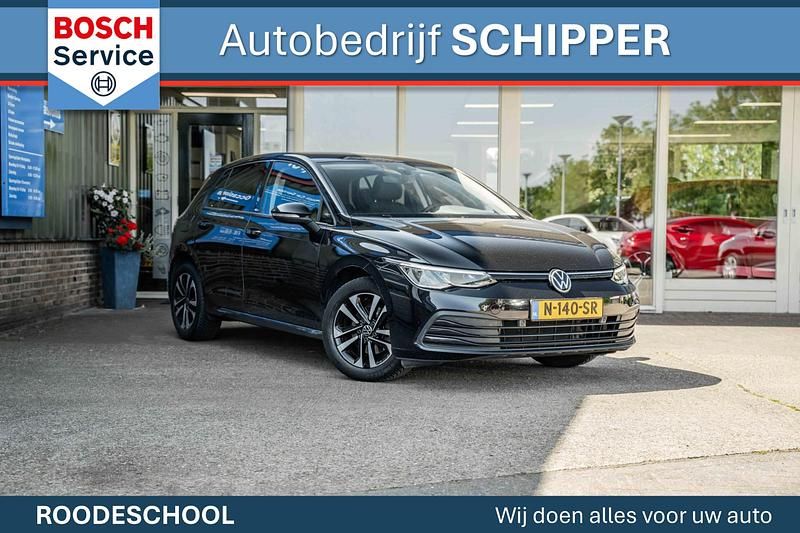 Zwart Gebruikt 2021 VW Golf VIII Life Hatchback | € 17.950 (Eerlijke prijs) - Afbeelding 1/4