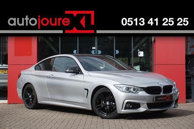 Grijs Gebruikt 2015 BMW 420 M Sport Coupé | € 17.950 (Eerlijke prijs) - Afbeelding 1/4