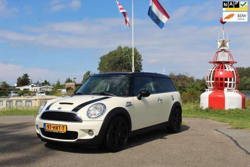 Wit, metallic lak Gebruikt 2008 Mini Cooper S Clubman Chili Stationwagen | € 7.950 (Eerlijke prijs) - Afbeelding 1/4