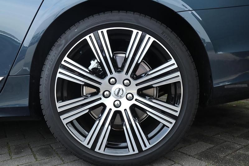 Occasion Volvo V90 Ultra 350 PK (257 kW) 2025 Blauw Stationwagen