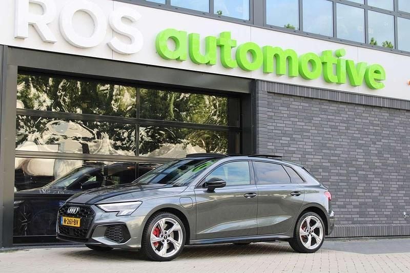 Occasion Audi A3 Sportback e-tron Competition 245 PK (180 kW) 2021 Grijs Hatchback