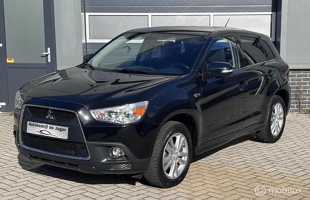 Zwart Gebruikt 2010 Mitsubishi ASX Intense SUV | € 8.750 (Eerlijke prijs) - Afbeelding 1/4