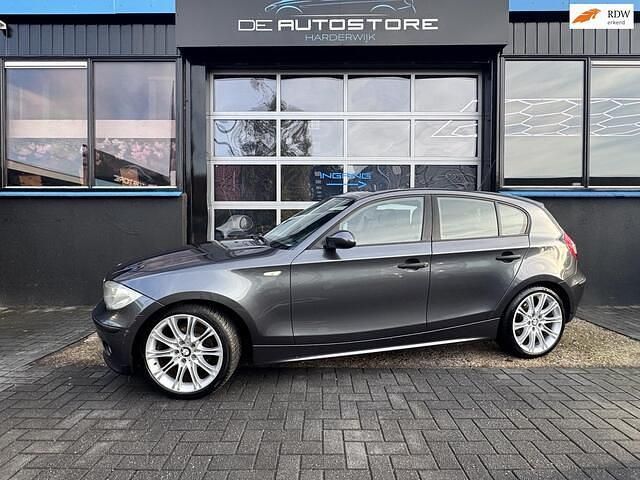 Grijs Gebruikt 2006 BMW 116 Sport Line Hatchback | € 3.650 (Goede deal) - Afbeelding 1/4