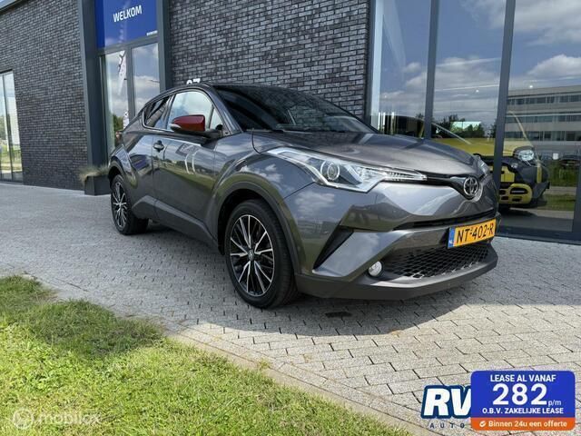 Grijs Gebruikt 2017 Toyota C-HR SUV | € 17.450 (Iets duurder) - Afbeelding 1/4
