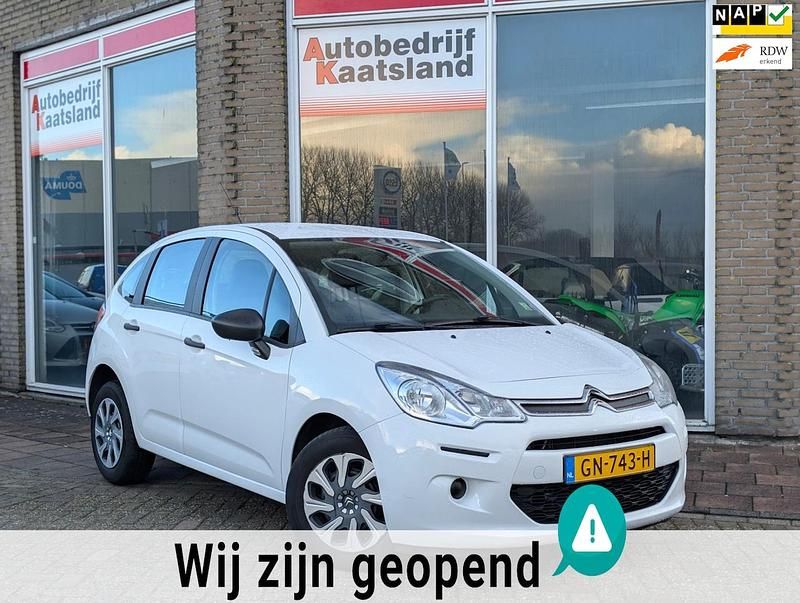 Wit Occasion 2015 Citroën C3 Attraction Hatchback | € 4.498 (Super prijs) - Afbeelding 1/4