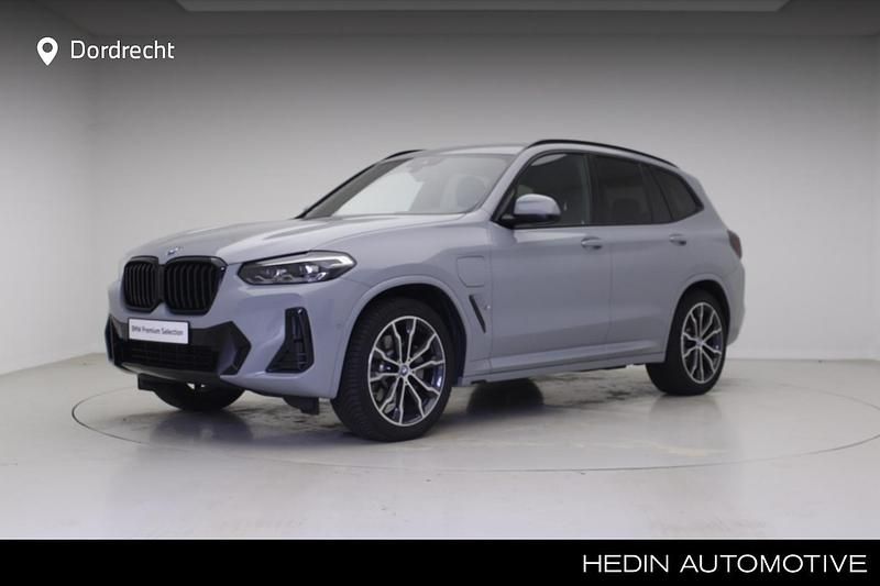 Grijs Gebruikt 2023 BMW X3 Executive SUV | € 59.895 (Duur) - Afbeelding 1/3