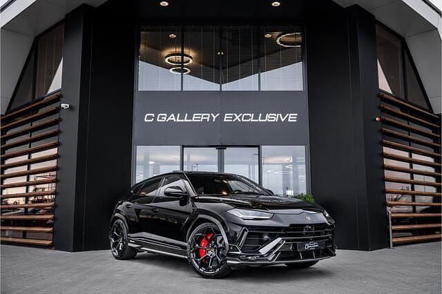 Zwart Gebruikt 2023 Lamborghini Urus SUV | € 358.995 (Eerlijke prijs) - Afbeelding 1/4