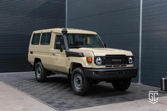 Occasion Toyota Land Cruiser 228 PK (167 kW) 2024 Beige SUV