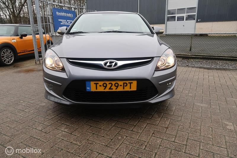 Occasion Hyundai i30 109 PK (80 kW) 2012 Grijs Hatchback